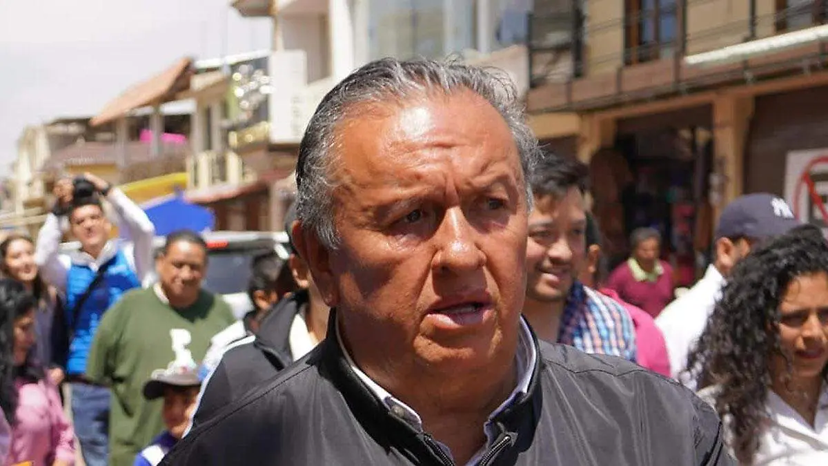 Mario Olvera es panista, responde el PRI